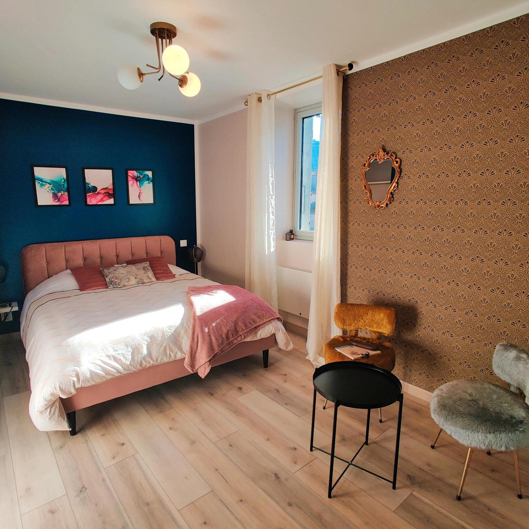 Au Coin Du Chemin Hotel Chambéry Kamer foto