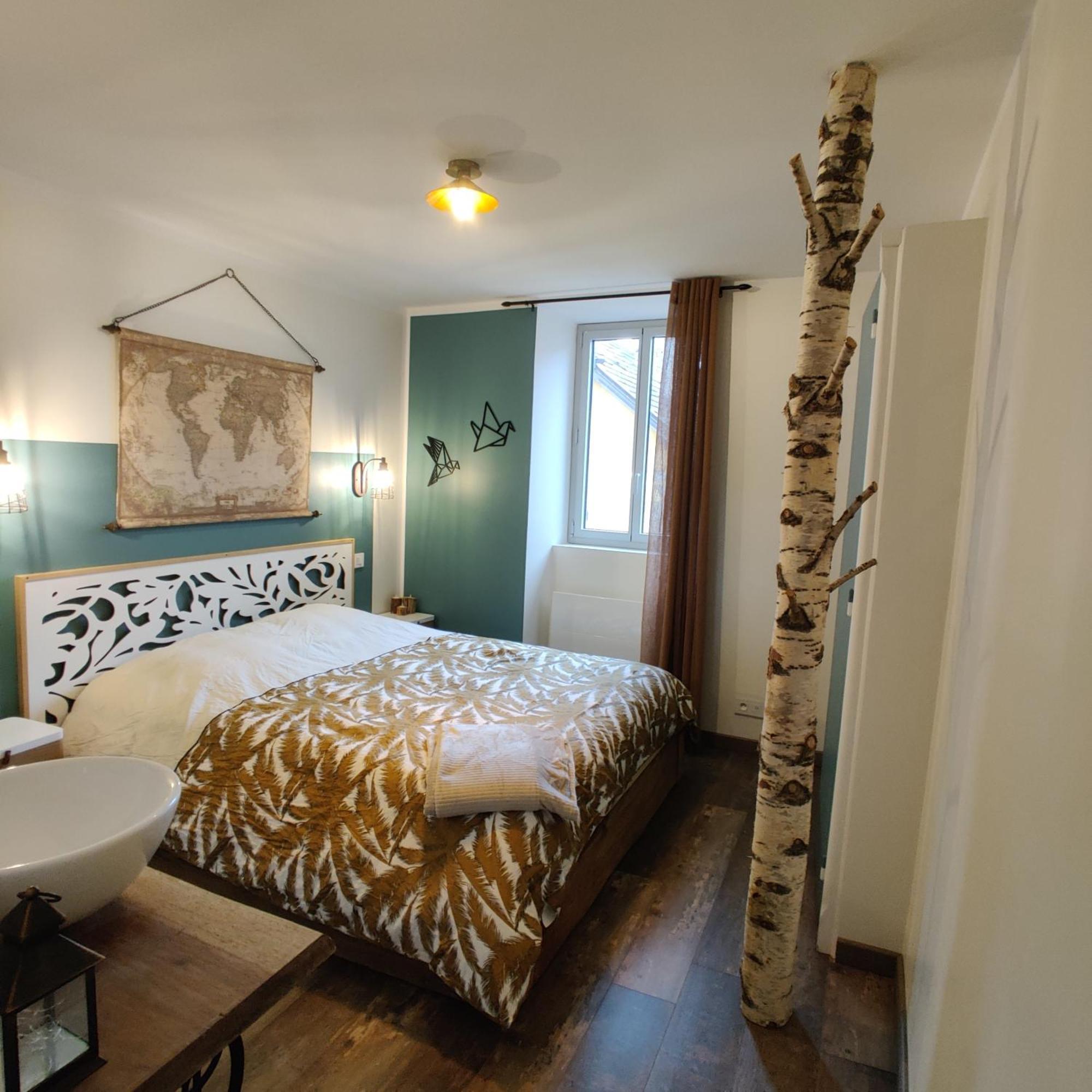 Au Coin Du Chemin Hotel Chambéry Kamer foto